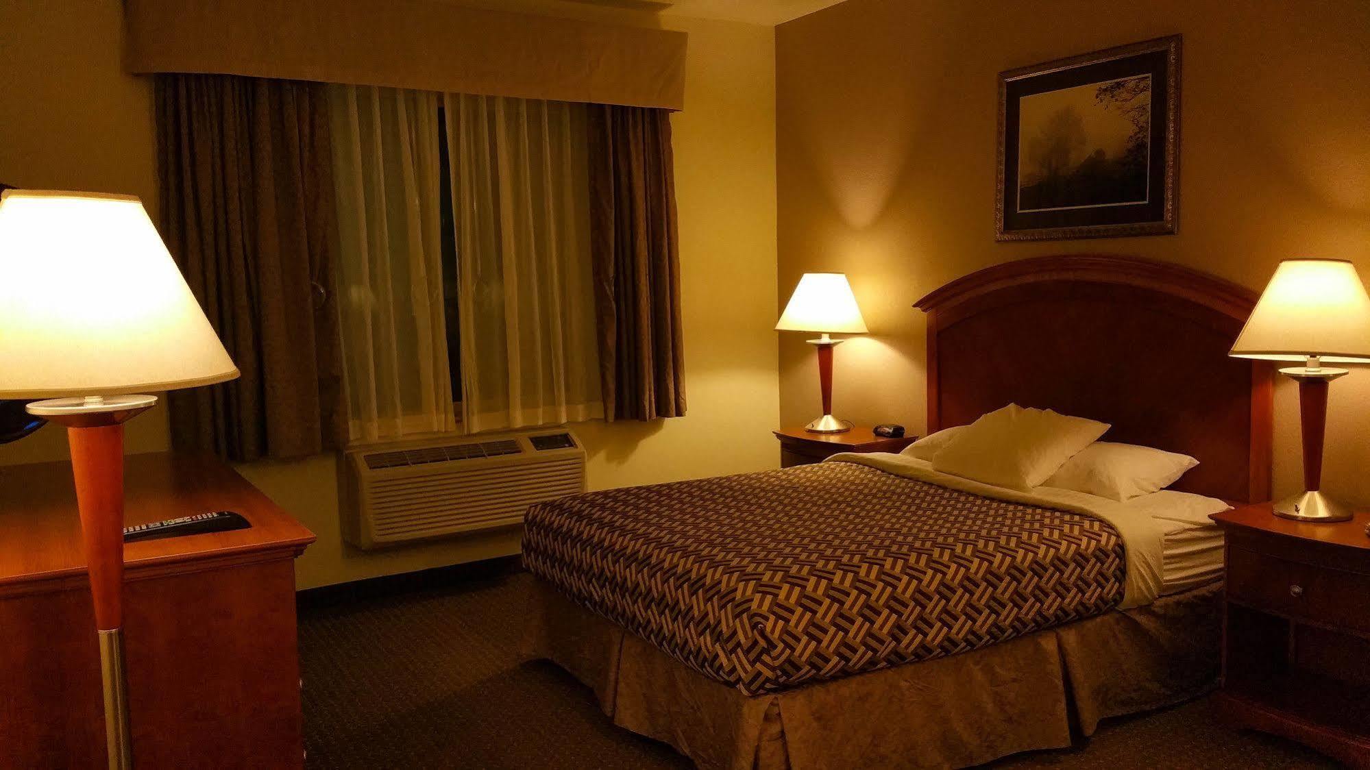 A Riverside Inn Travelodge By Wyndham Fairplay Dış mekan fotoğraf